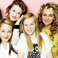 TEEN BIRTHDAY PARTY : Lucy+friends