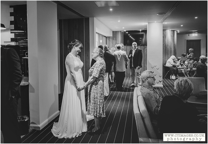 football-wedding-theme-manchester-photos-29.jpg football fans get married,football themed wedding,football wedding theme,hotel football wedding,manchester,manchester football wedding,manchester weddings,photographer,wedding photographer,wedding photos,